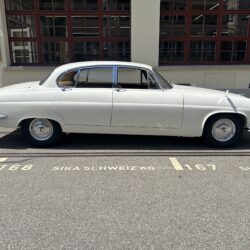 Jaguar Mk10 4.2